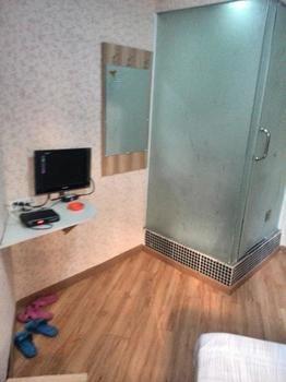 Wuhan Wansongyuan Guoshun Hostel Eksteriør bilde